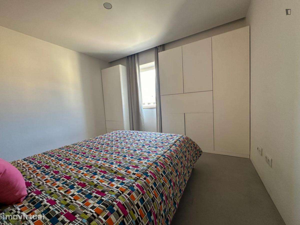 Apartamento com 1 quartos - localizado em Santo Ildefonso Porto - Grande imagem: 2/9