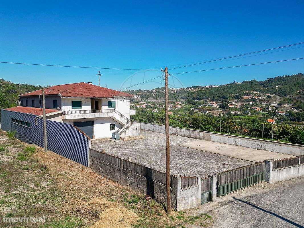 Moradia T4 para venda-29