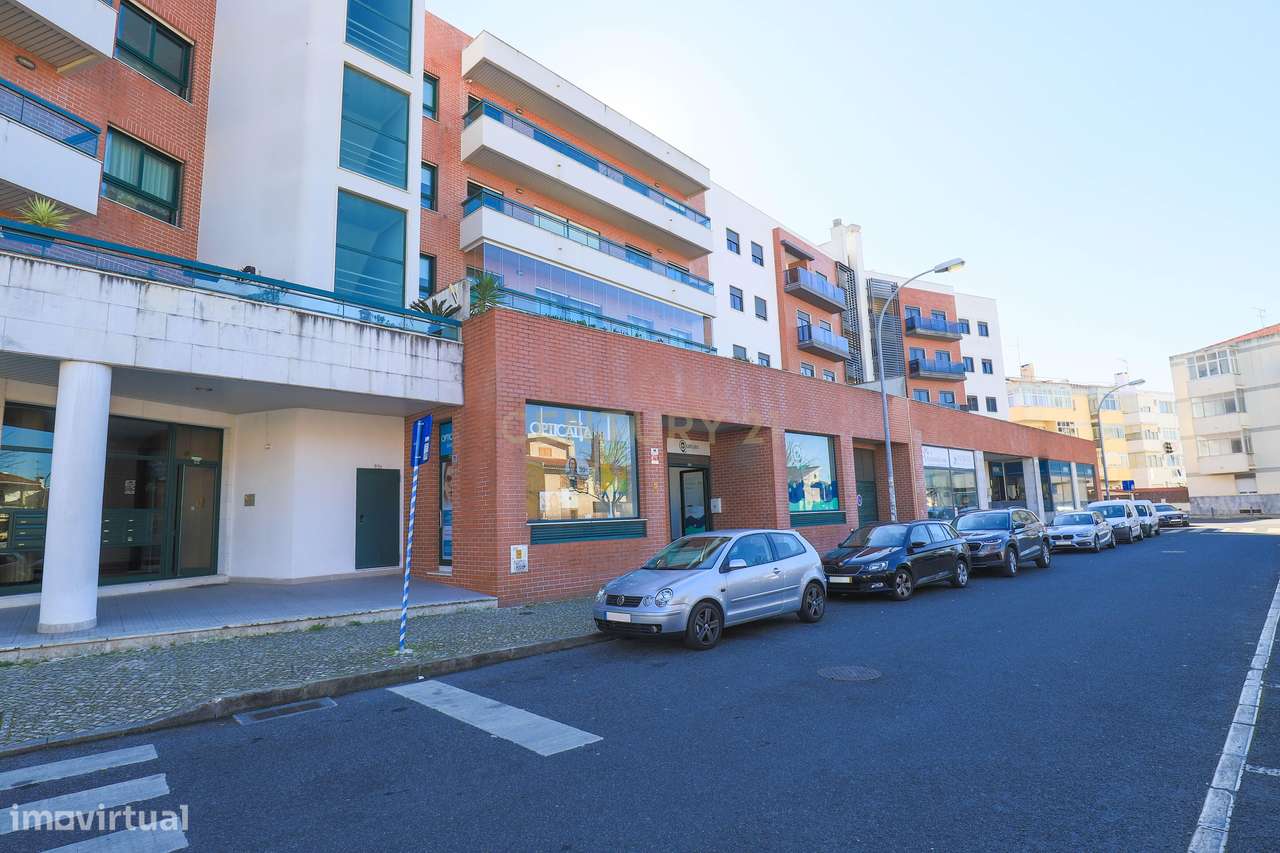 Apartamento T3 de Excelência em Queijas com Terraços Exclusivos e Vist - Grande imagem: 3/40