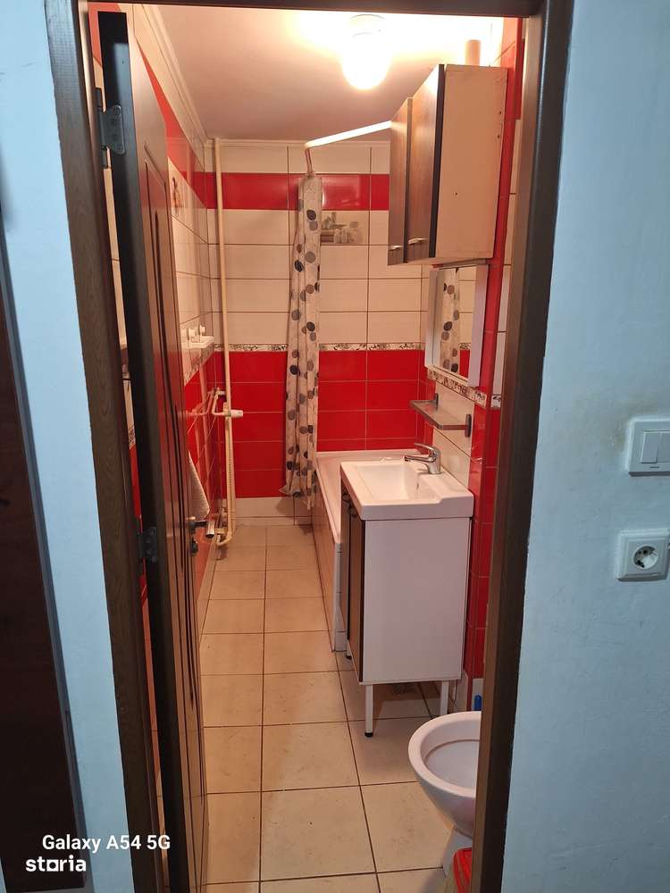 Garsoniera 40 MP Doina Sec 5 - Imagine principală: 3/18