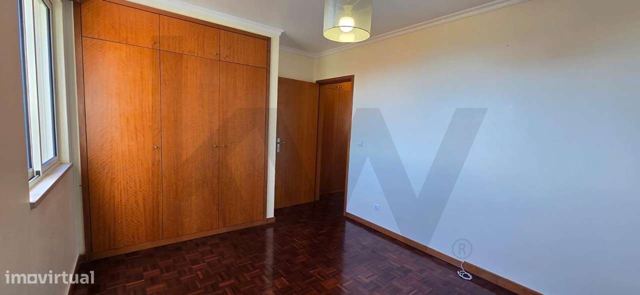 Excelente Apartamento T2 para Arrendamento em Santo António – Funchal - Grande imagem: 5/27