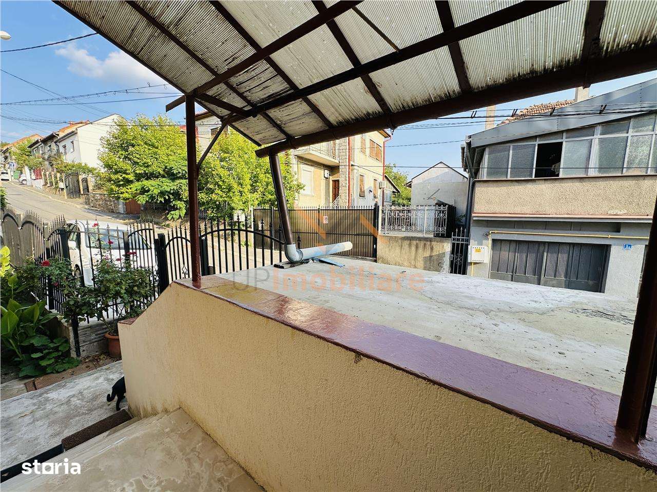 CASA CU ETAJ | TEREN 400 MP | ZONA DEALURI | STRADA MARIN PREDA - Imagine principală: 4/20