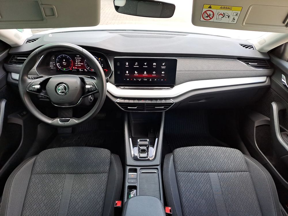 SKODA OCTAVIA 1.5 TSI 150KM DSG ACC Ambiente Kamera Salon PL ASO VAT23%