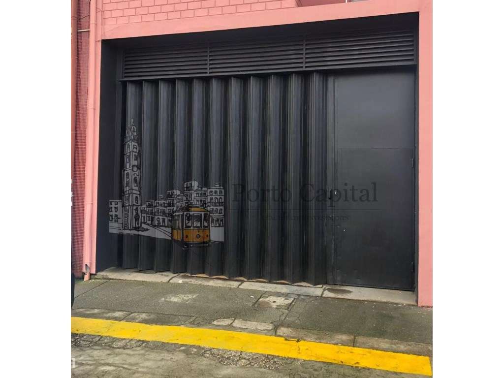 Armazém com 600m² - Zona de Campanhã - Grande imagem: 3/20