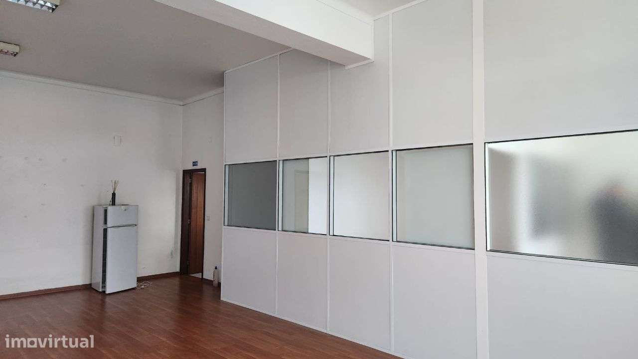 2 Lojas para Comércio - Boa Localização - Valor Negociável - Grande imagem: 5/15