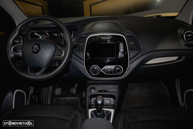 Renault Captur 1.5 dCi Exclusive - 19