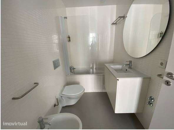 Apartamento T0 - Centro Histórico de Guimarães-16
