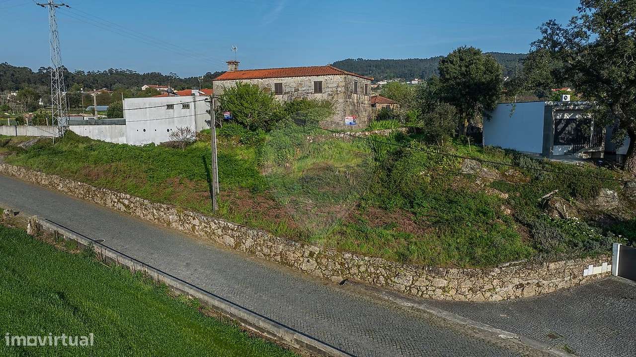 Terreno com projeto aprovado em Adães, Barcelos! - Grande imagem: 5/14