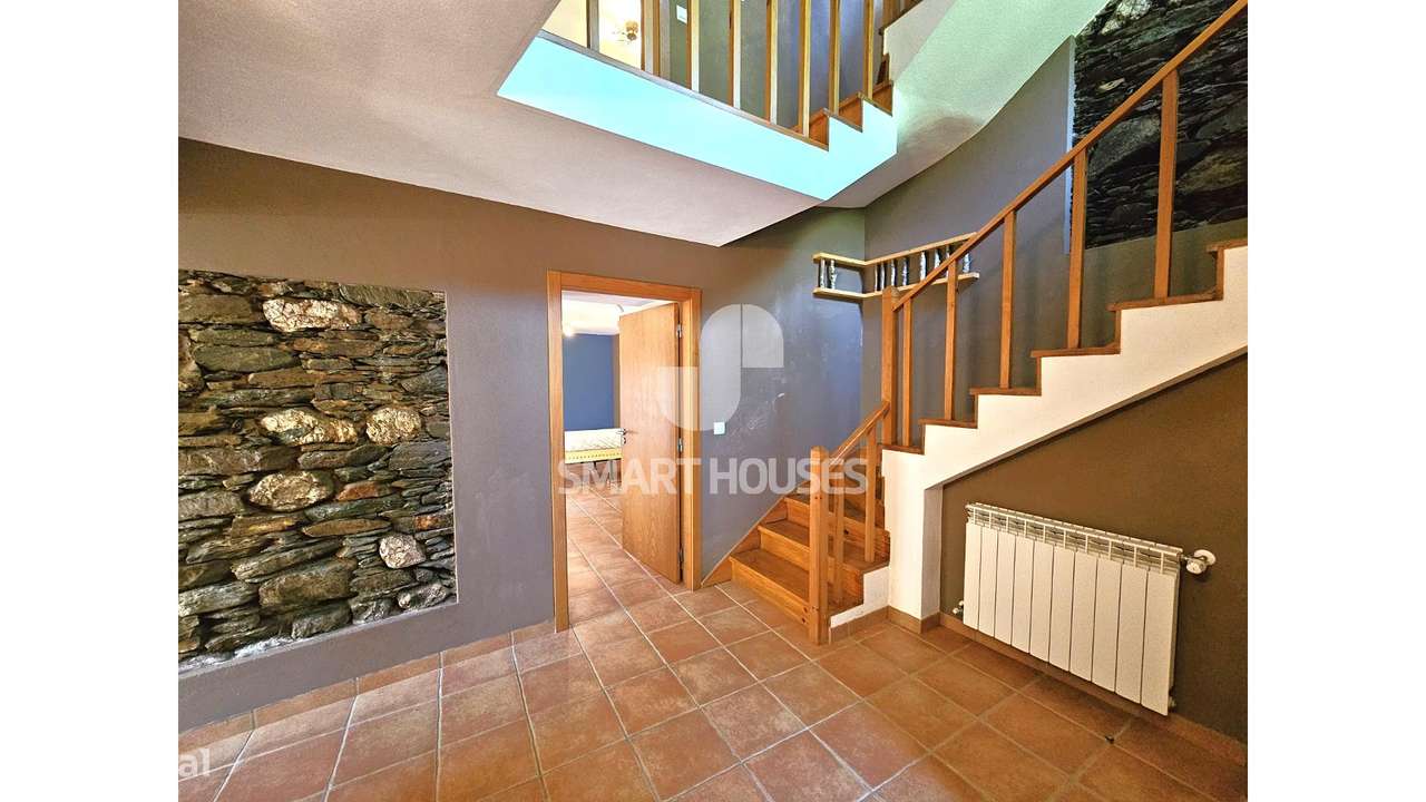 Moradia T3 Caratão c/ terreno junto rio-14