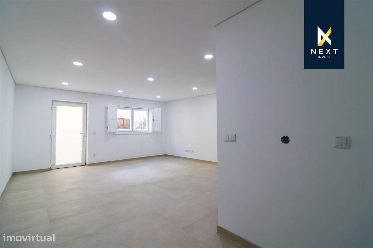 Moradia T3 totalmente reconstruída e remodelada, a menos de 10 minutos - Grande imagem: 5/26