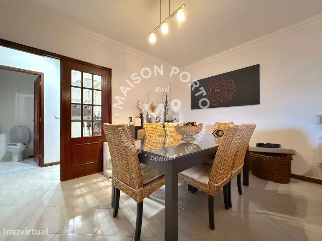 Apartamento T3 com 2 Varanda e Estacionamento em Rio Tinto, próximo...-23