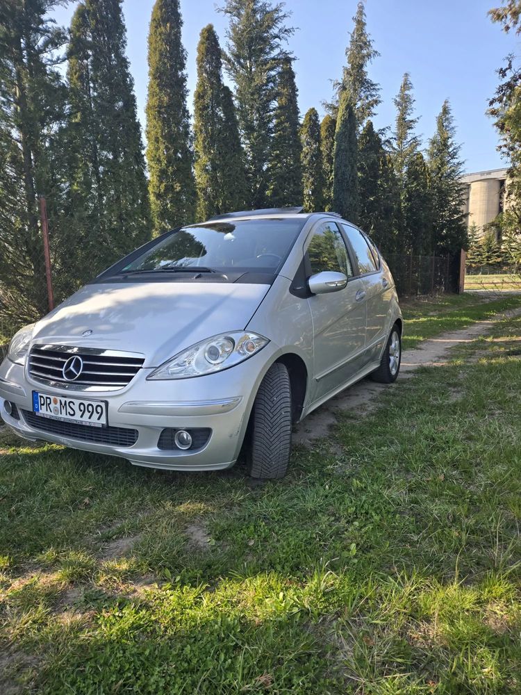 Mercedes-Benz A W169 160 Avantgarde Piccadilly 2004
