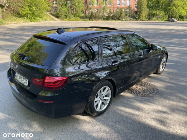 BMW Seria 5 520d Luxury Line - 12