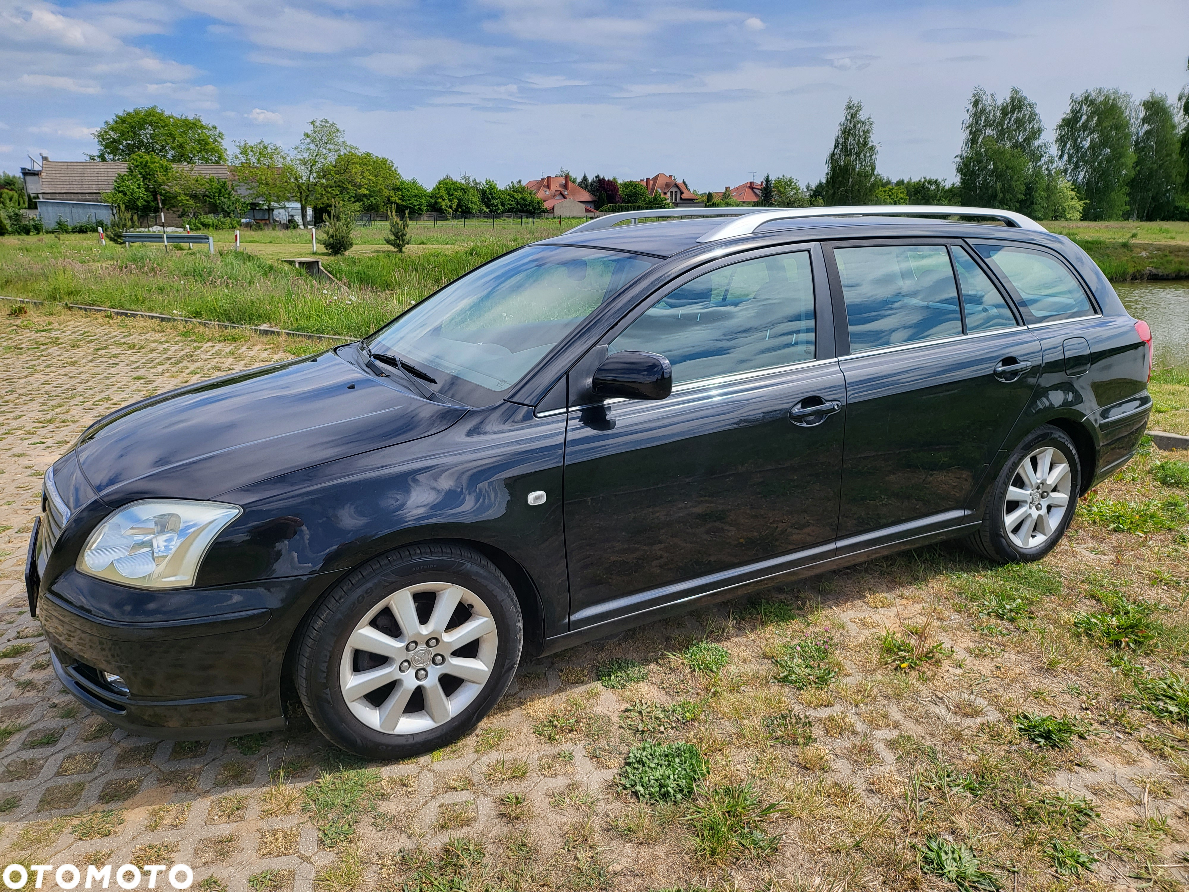 Toyota Avensis - 5