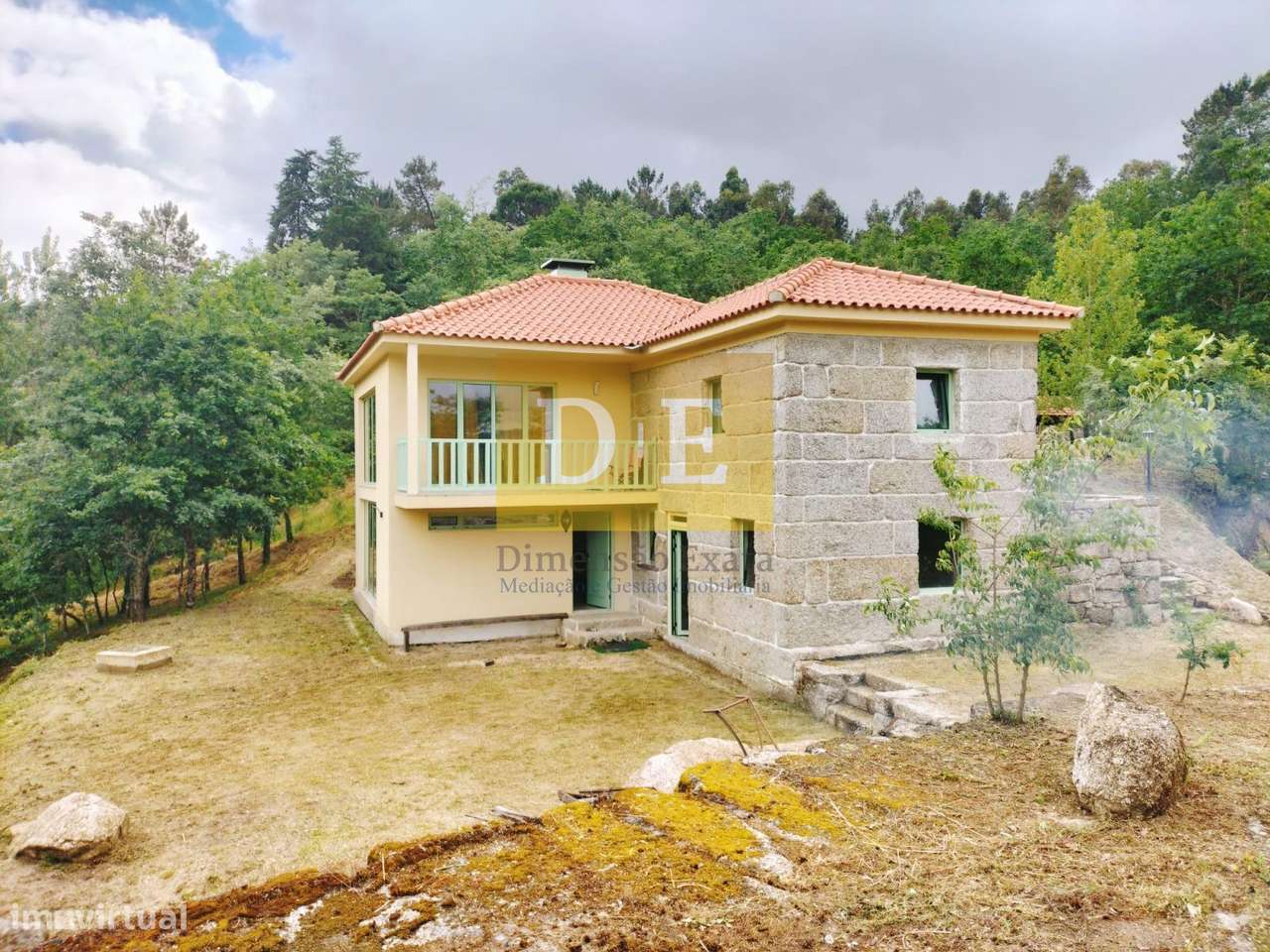 Moradia com Piscina Biológica e 5000 m2 de Terreno - Grande imagem: 5/35