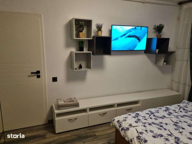 Inchiriez apartament Mangalia 400m plaja - Imagine principală: 5/8
