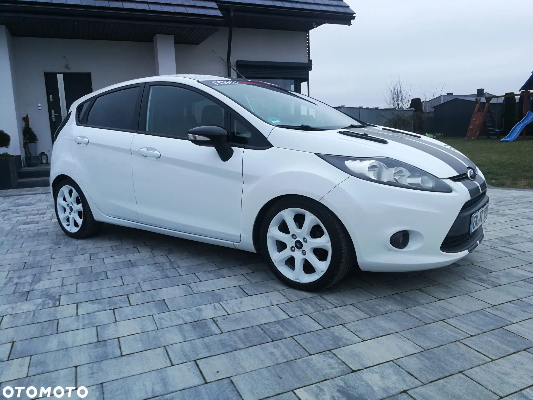 Ford Fiesta - 2