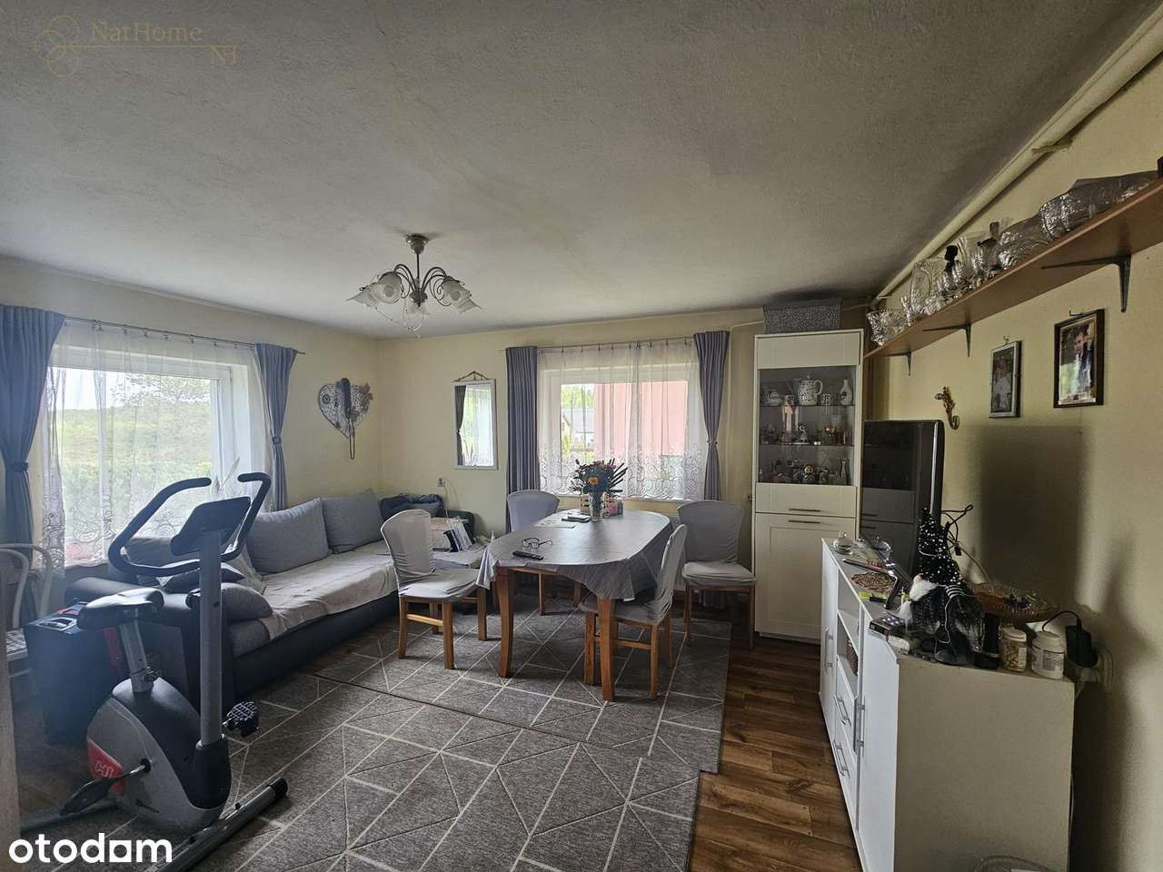 Duża działka w malowniczym położeniu z 2 budynkami-15