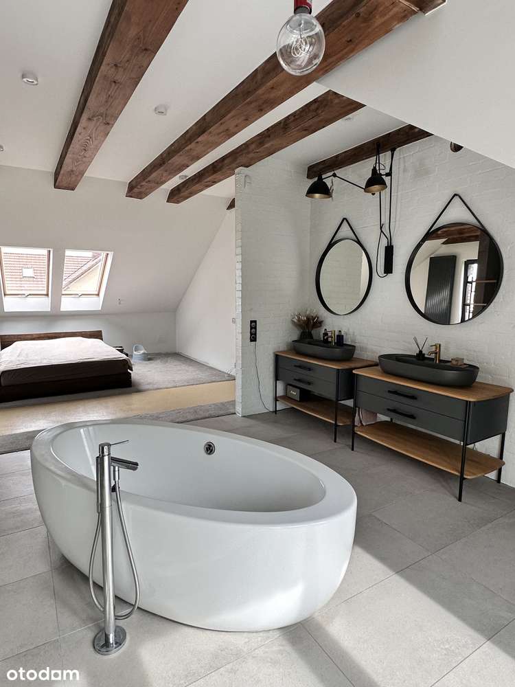 Wyjątkowy dom z charakterem w Niekłonicach - Pełny obrazek: 4/18