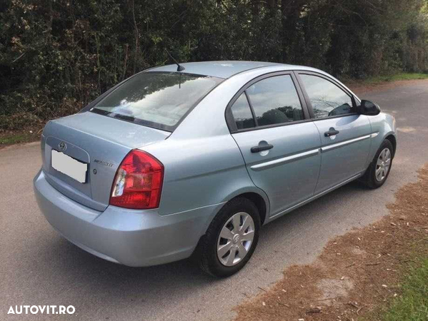 Planetara Hyundai Accent 3 - 2