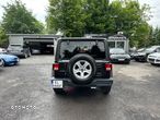 Jeep Wrangler Unlimited GME 2.0 Turbo Sport - 6