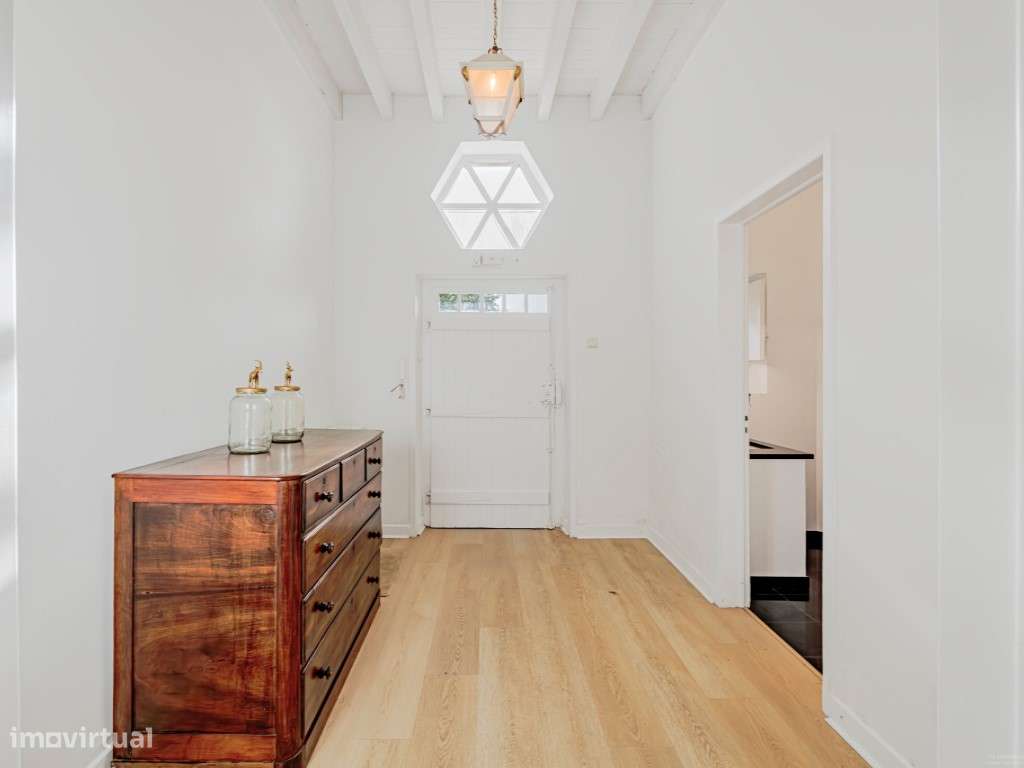 Moradia Independente T4, jardim e piscina, Estoril-12