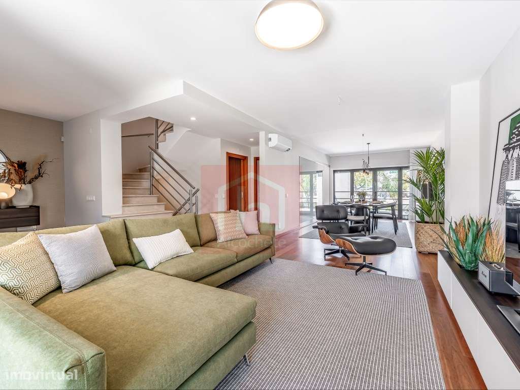 Moradia T4 geminada + Rooftoop em Alcochete-17