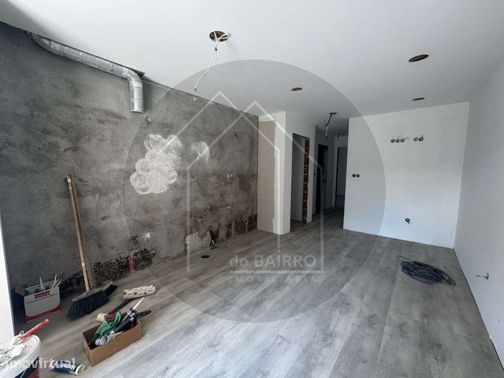 T2 Novo com Pátio Privativo no Centro Histórico de Mangualde - Grande imagem: 3/10