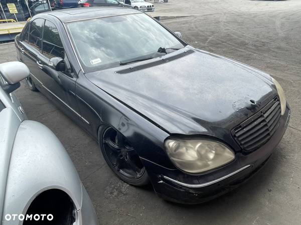 Na części Mercedes S klasa  W220 Silnik 3.2 CDI skrzynia automatyczna 2003r kod lakieru 197 - 2