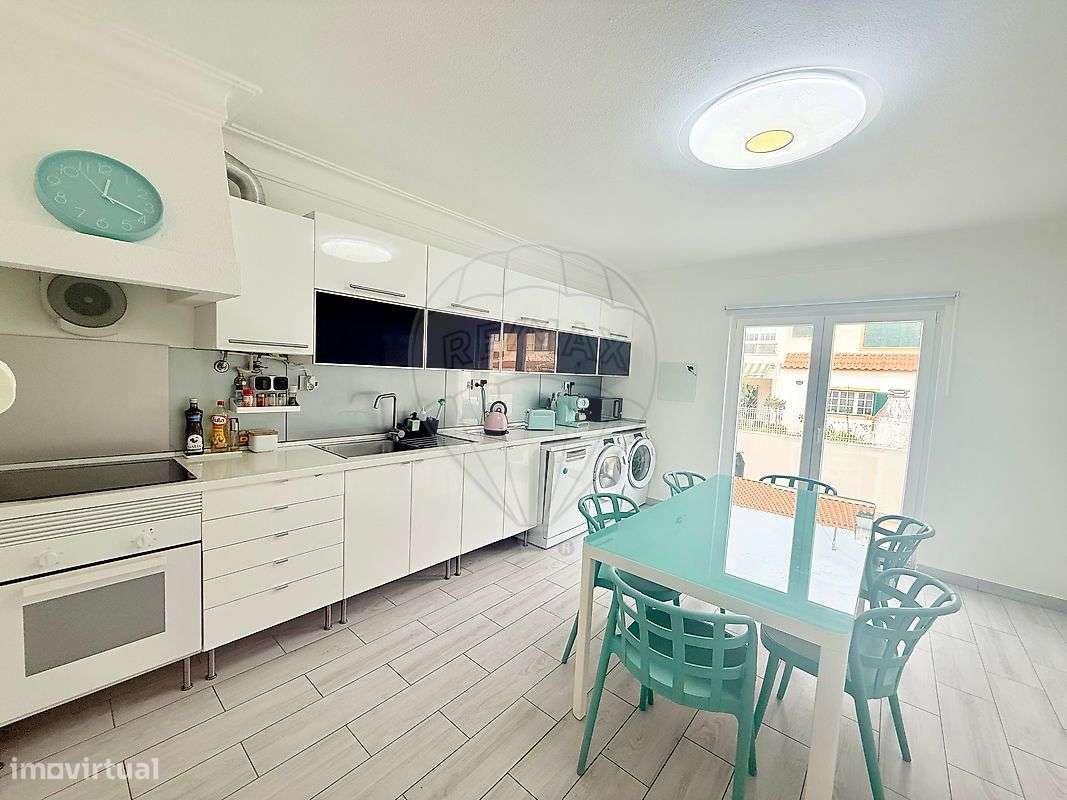 Apartamento T4 para venda-0