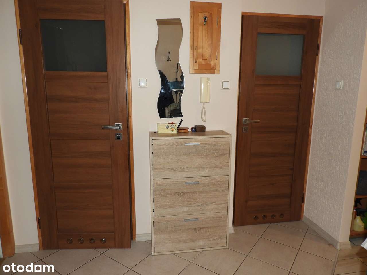 Mieszkanie 3 pokoje, 1 piętro, po remoncie,umeblowane, ul.Perseusza 72-8