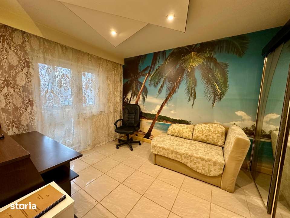 Apartament 4 camere ,etaj 1, garaj - Imagine principală: 4/11