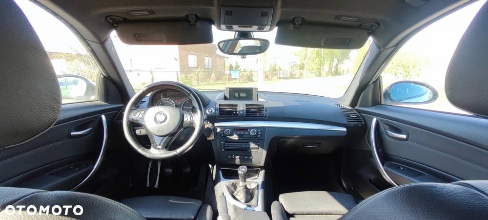 BMW Seria 1 120d DPF Edition Sport - 6