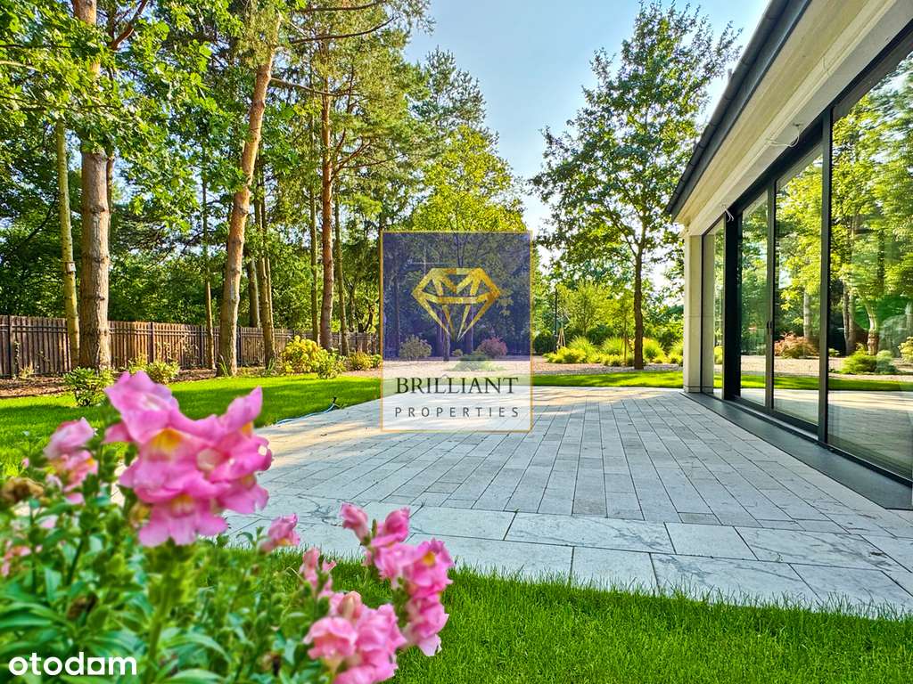 Rezydencja dla 2 rodzin. Duży ogród. Las Kabacki.-16