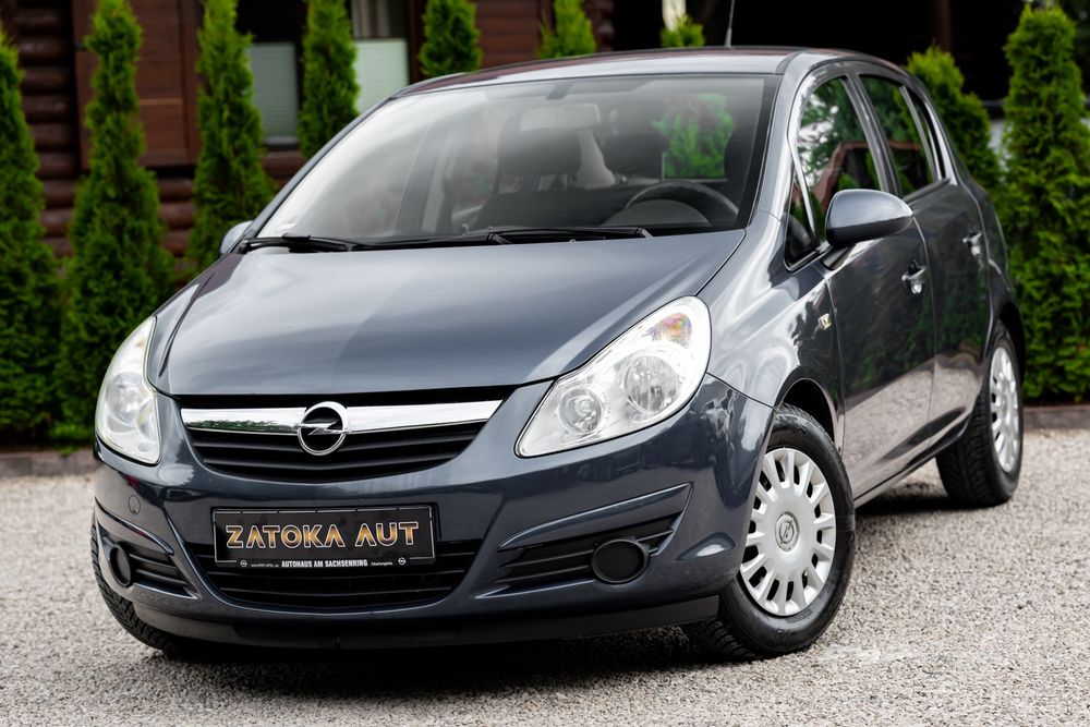 Opel Corsa D (2006-2014) 1.2 16V Cosmo 2010
