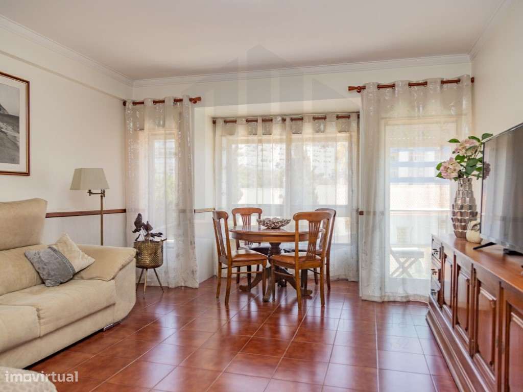 APARTAMENTO T3 EM SESIMBRA COM GARAGEM BOX - Grande imagem: 1/22