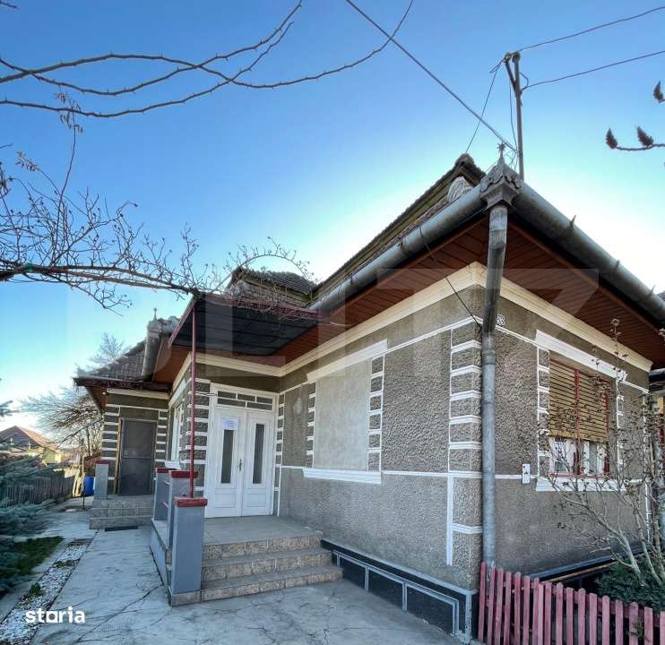 Casa 3 camere, 108 mp utili, 580 mp teren, zona Sarat - Campia Turzii