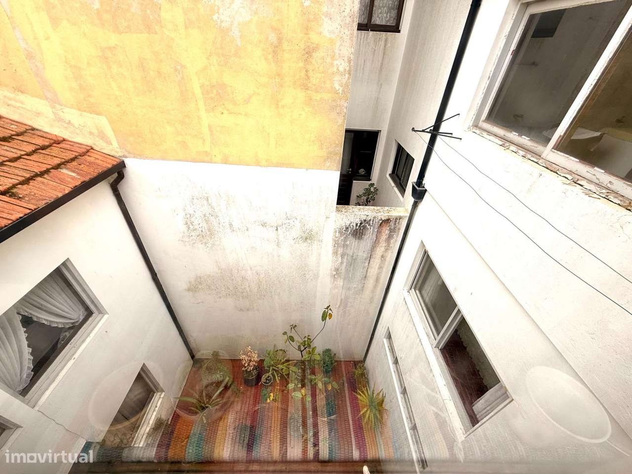 Moradia T3 com garagem (Centro Póvoa de Varzim)-11