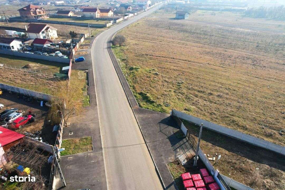Teren extravilan 1000 mp, Rovine 2, acces la doua strazi, 8.7 m front - Imagine principală: 1/4