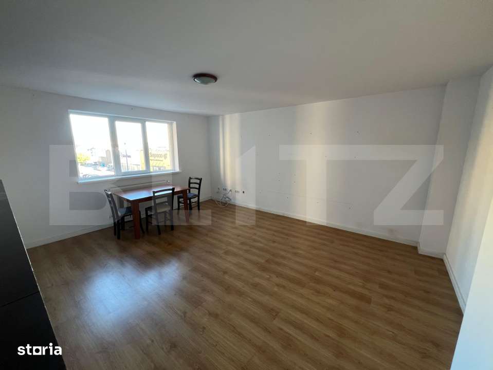 Apartament cu 3 camere, 81 mp, zona Hipodrom IV - Imagine principală: 2/13