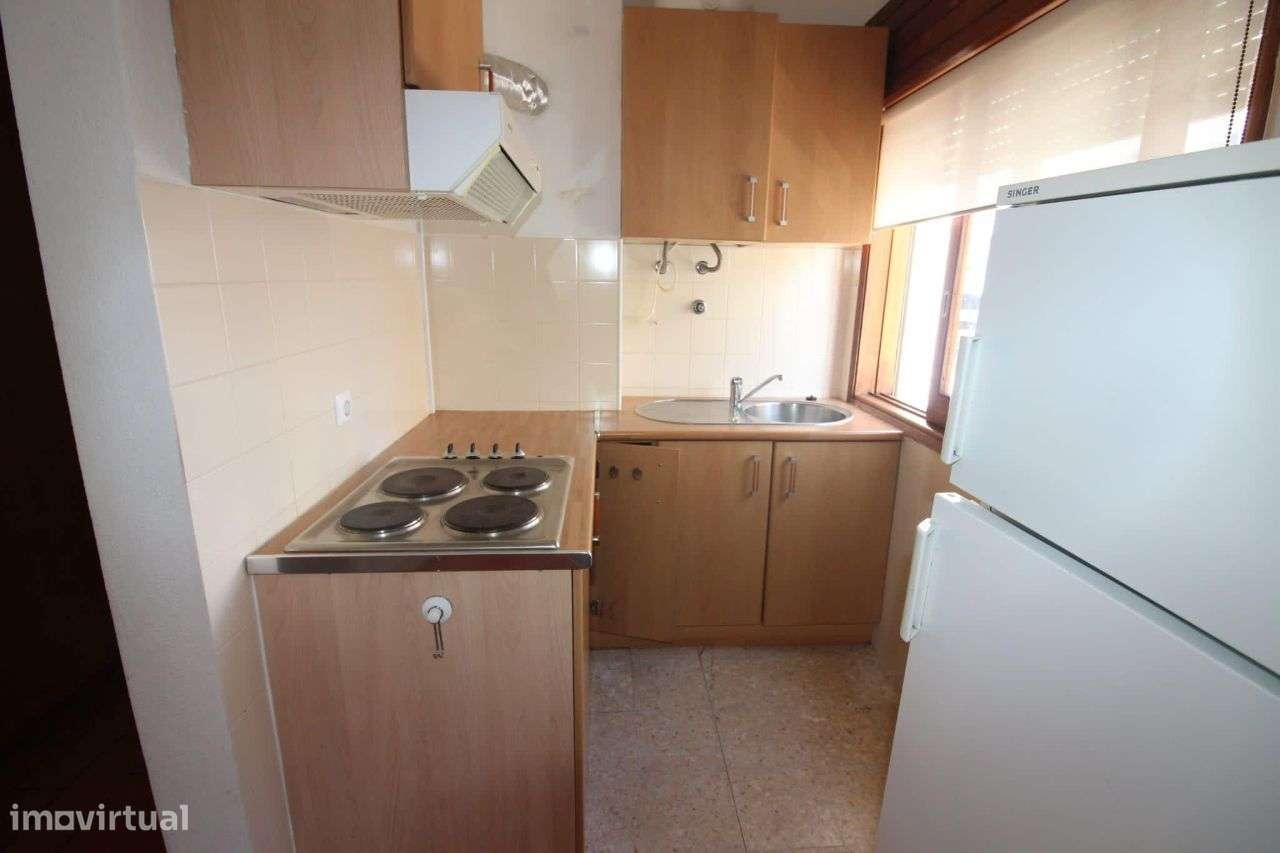 Apartamento T1 50 metros do areal da praia-19