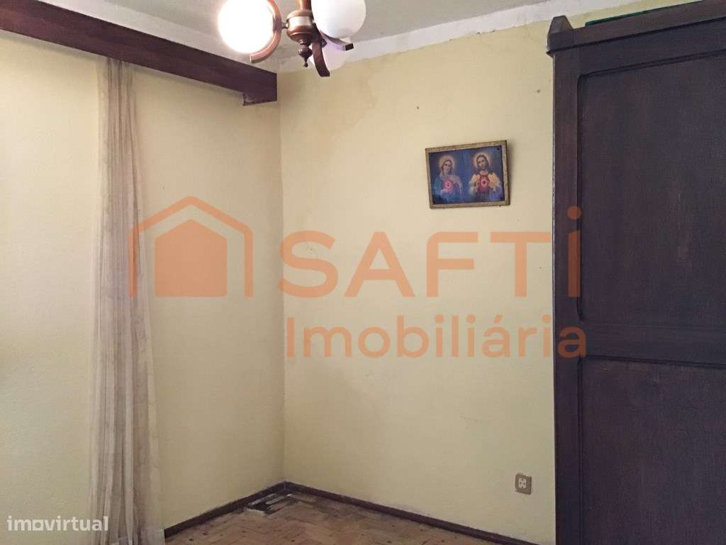 MORADIA T3 ISOLADA COM TERRENO-4