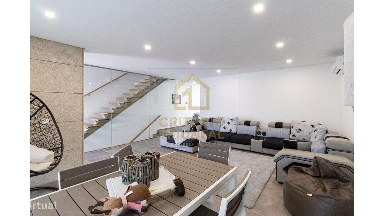 Moradia Geminada T3 em Penafiel-9