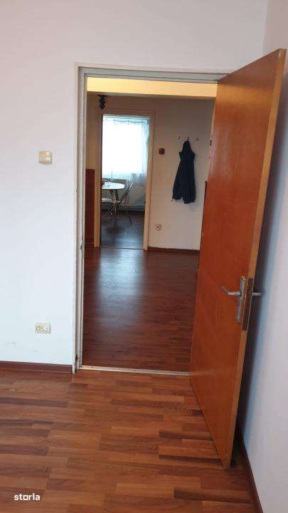Foarte Spatios! 4 camere Cf 1, 91 mp, Calarasi - Bariera - Imagine principală: 4/20