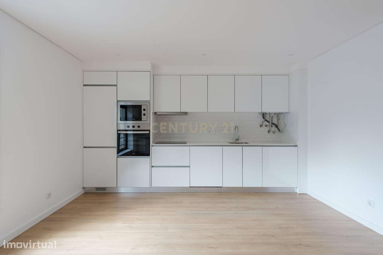 Apartamento T1 Novo Bairro Da Areeira Camarate