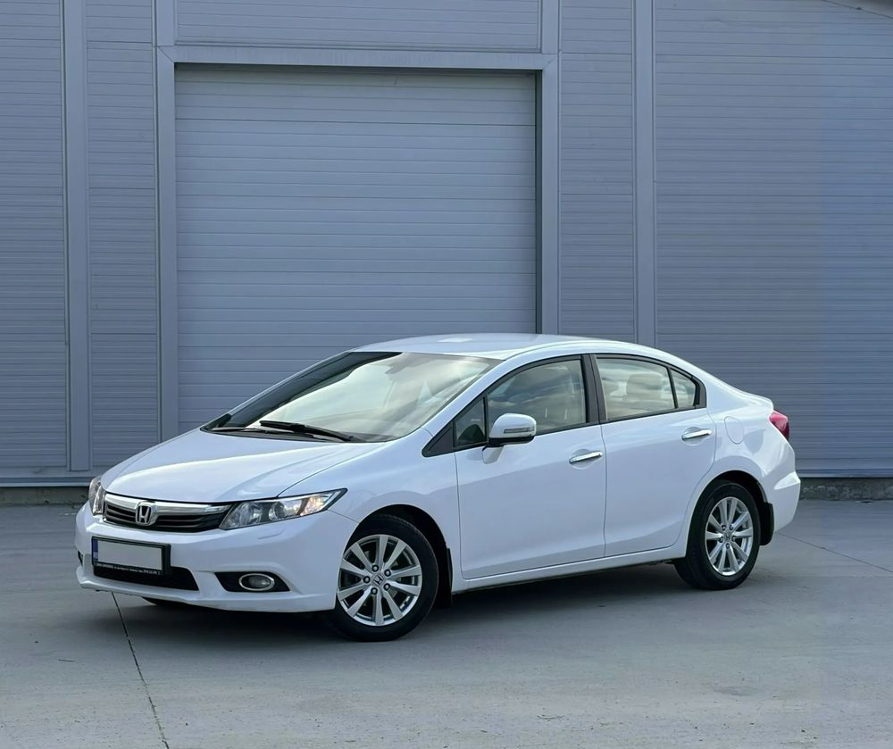 Honda Civic IX [2012 - 2017] 1.8 LS 2013