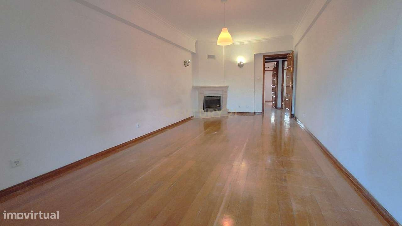 Apartamento T2 Idanha (Belas); Boas Áreas; Marquise; Arrecadação; Exce - Grande imagem: 5/20