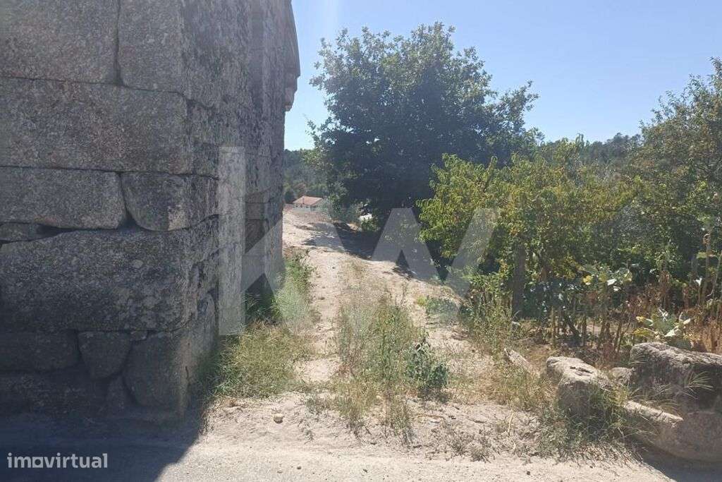 Terreno urbanizável, com benfeitorias, Pindelo, São Pedro do Sul - Grande imagem: 4/20