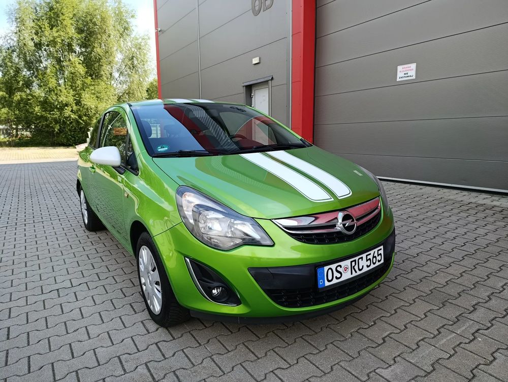 Opel Corsa D (2006-2014) 1.4 16V Sport 2011