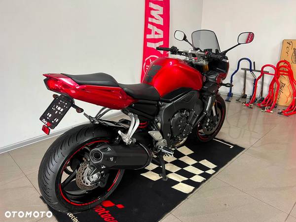 Yamaha FZ - 10